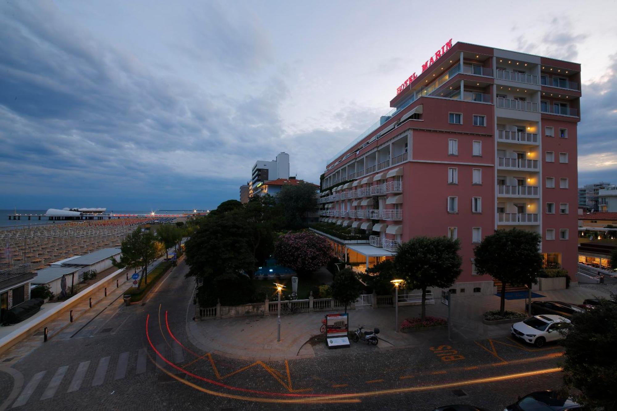 ליגננו סביאדורו Grande Albergo Marin מראה חיצוני תמונה