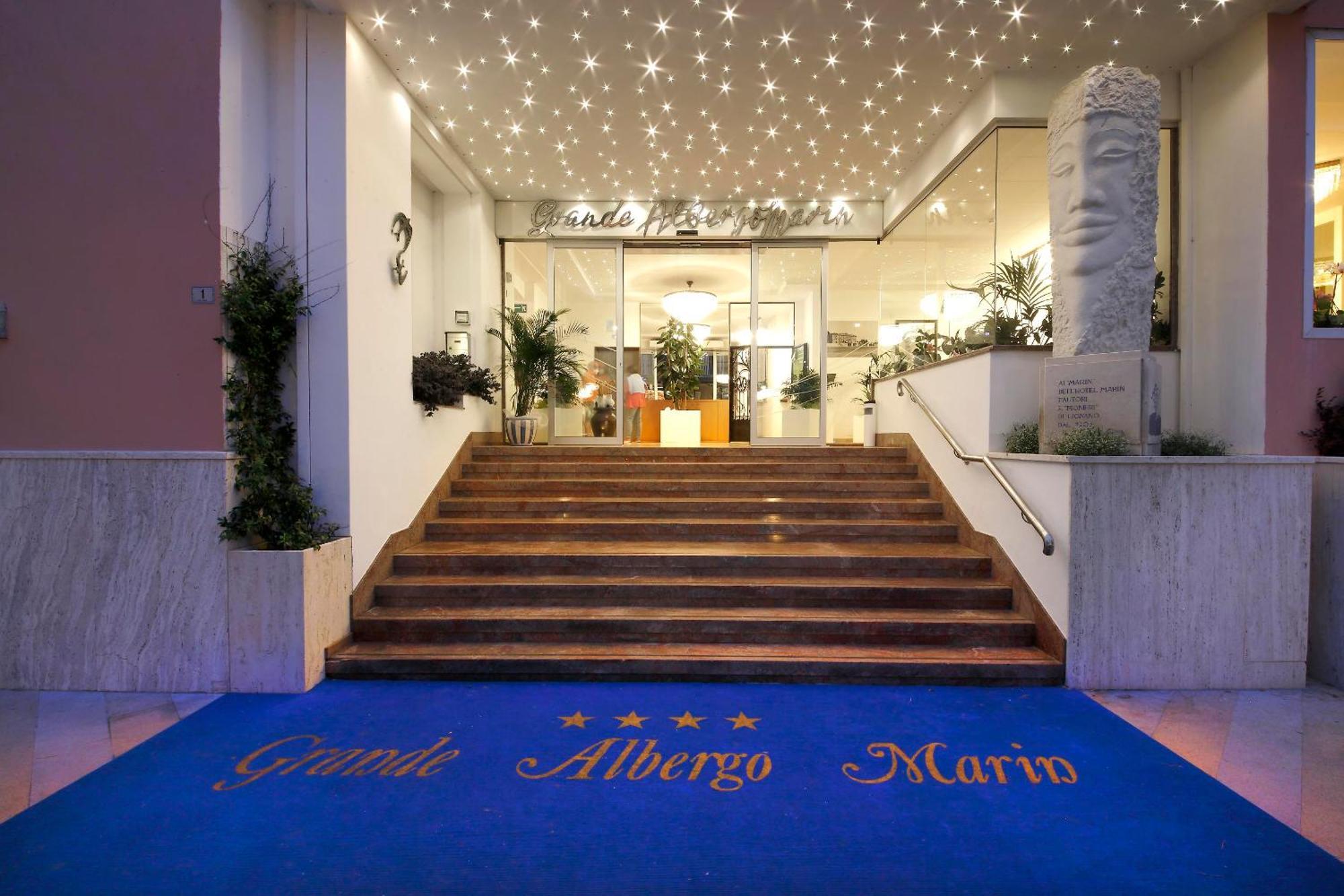 ליגננו סביאדורו Grande Albergo Marin מראה חיצוני תמונה